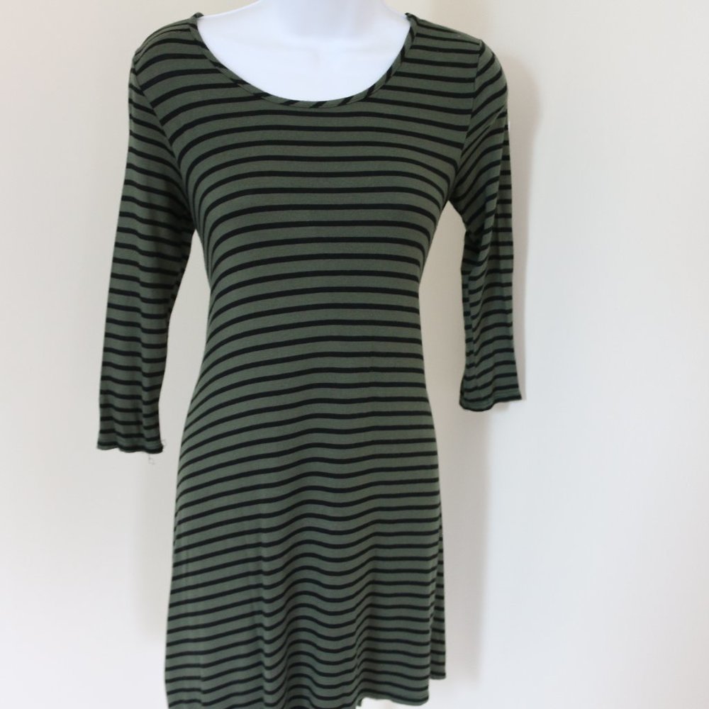 Scoop neck Dress